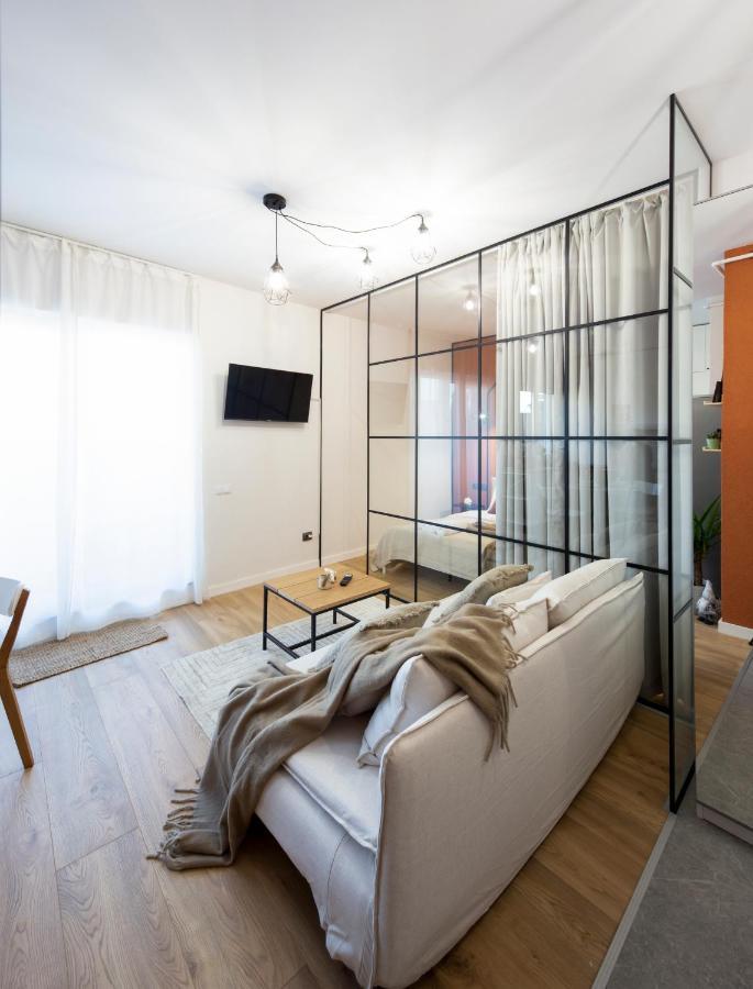 Unique City View Apartment Balcony & Parking Space Cluj-Napoca Eksteriør bilde